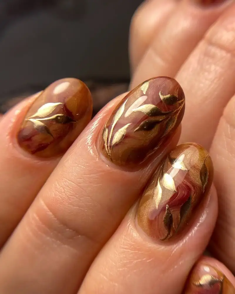 Autumn Bronze Marble Leaf Nails