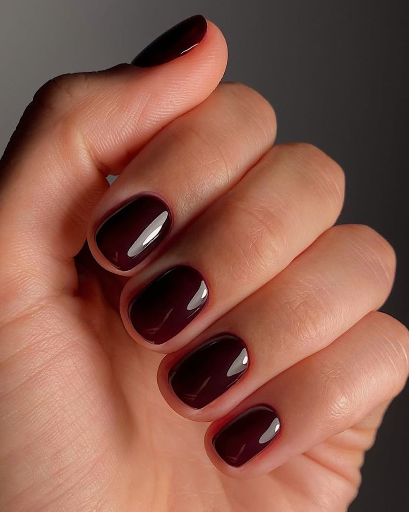 Minimal Manicure