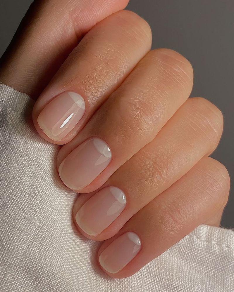 Minimal Nude Nails