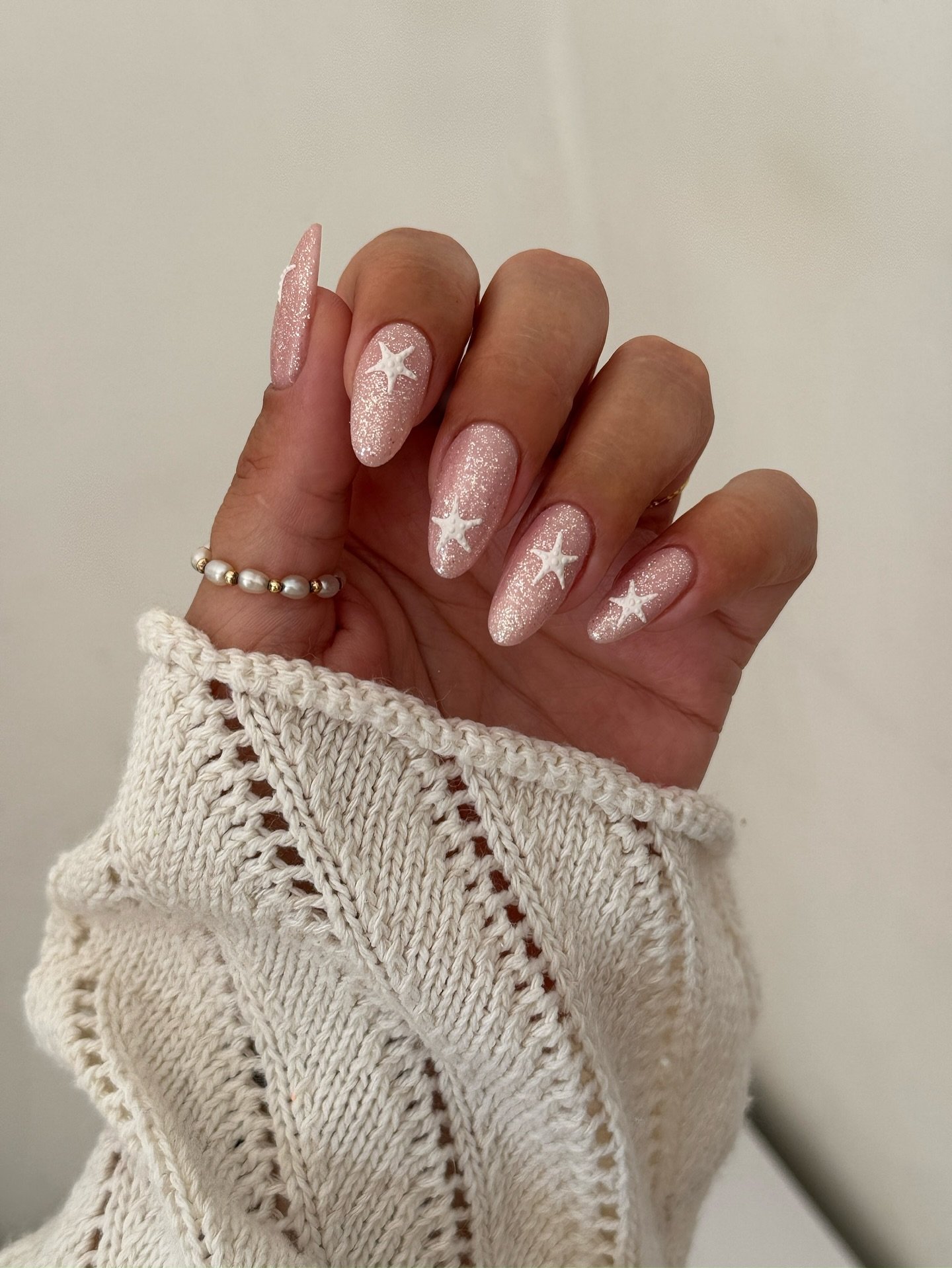 Pink Glitter Nails with White Starfish