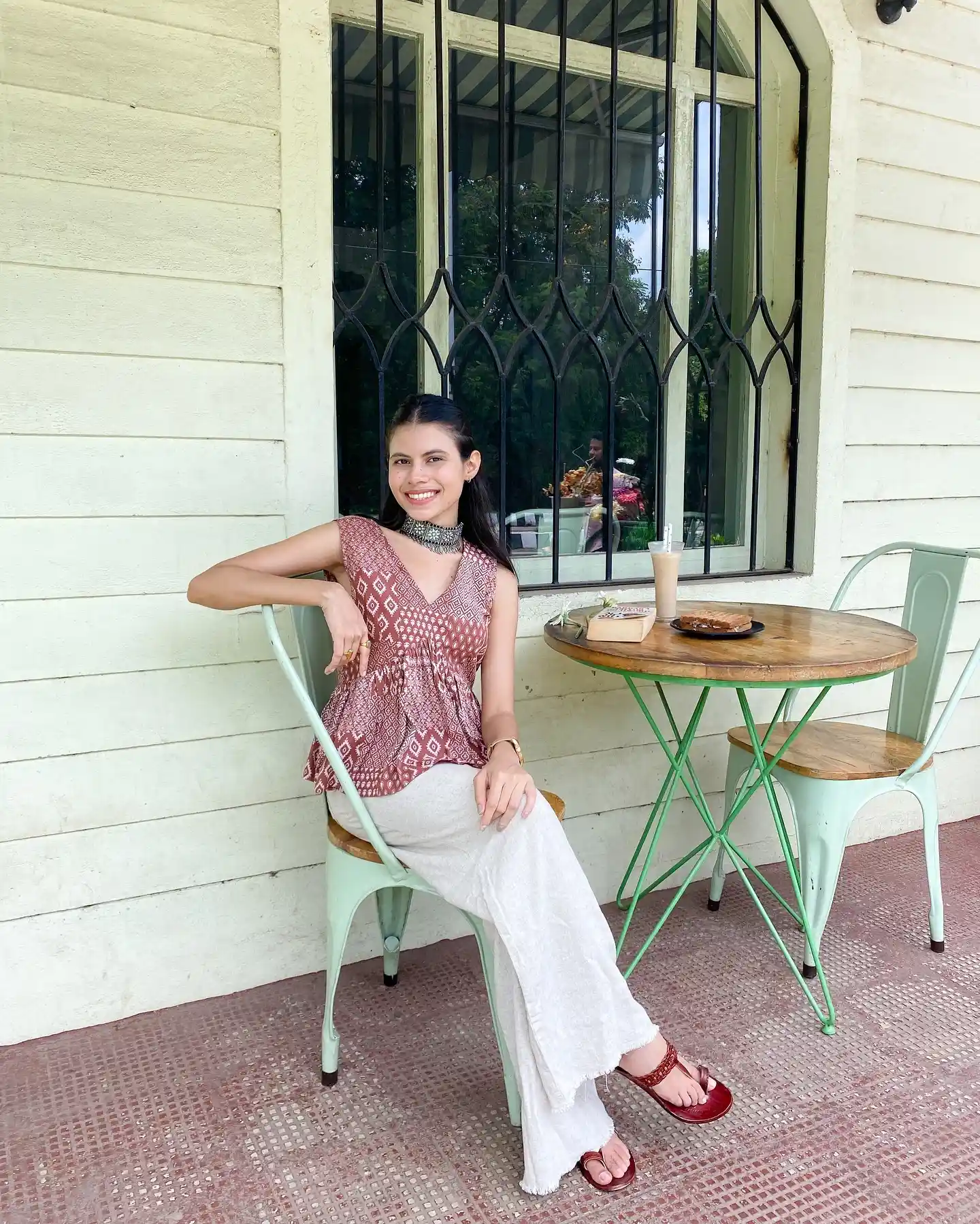 Printed Top with White Wide-Leg Pants