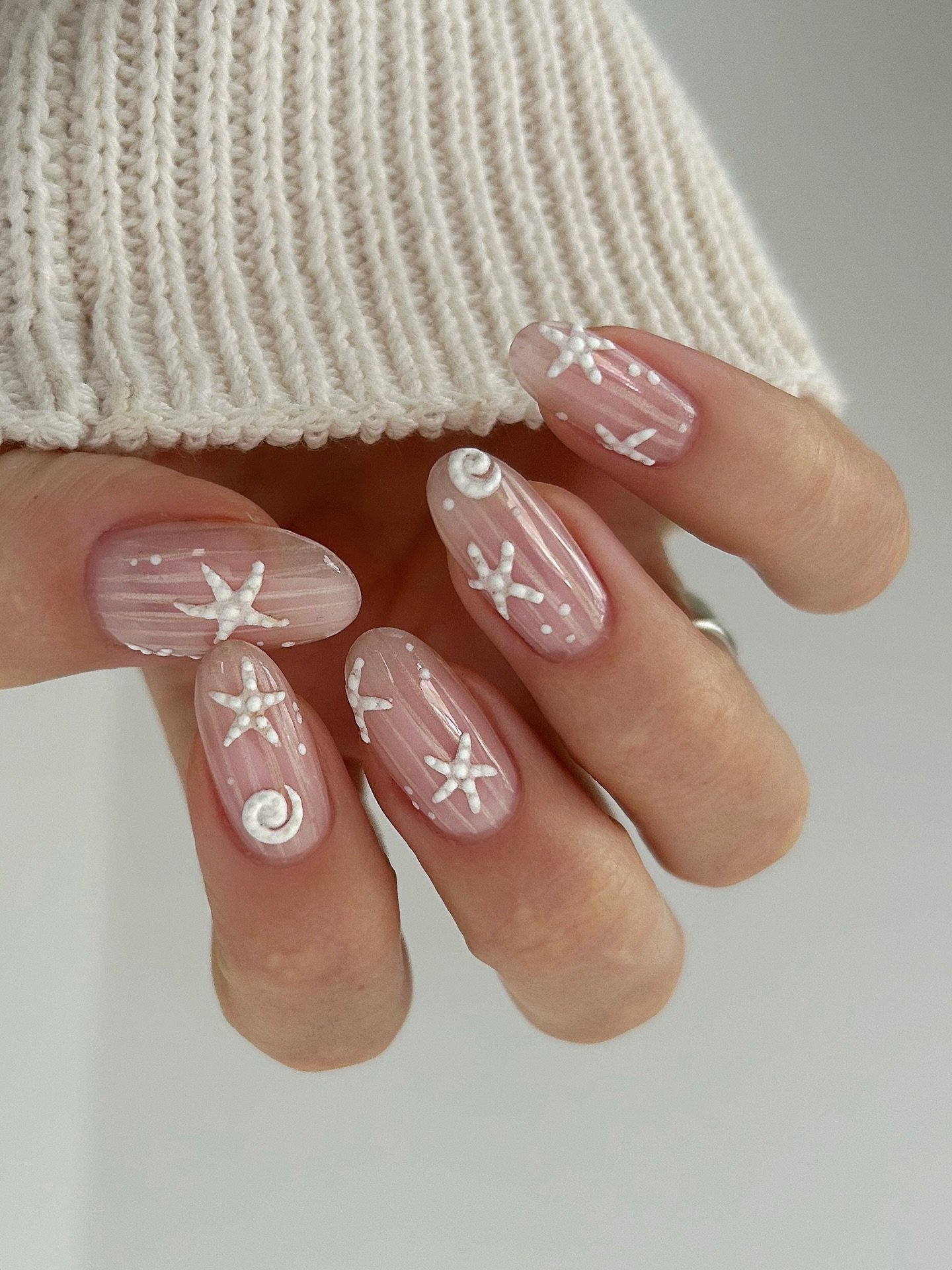 Rosy Pink Nails with White 3D Starfish