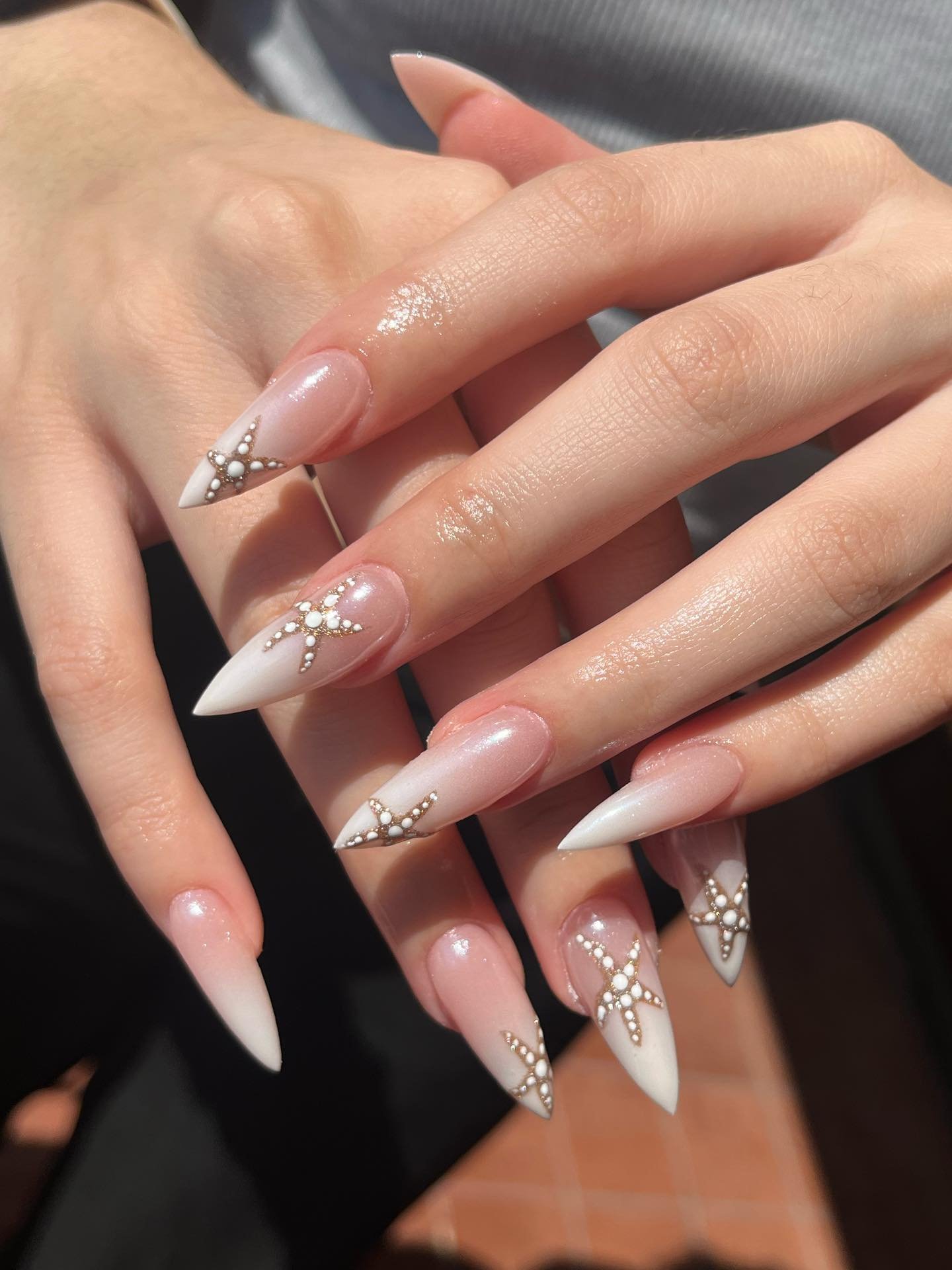 Stiletto Ombré Nails with Pearl Starfish