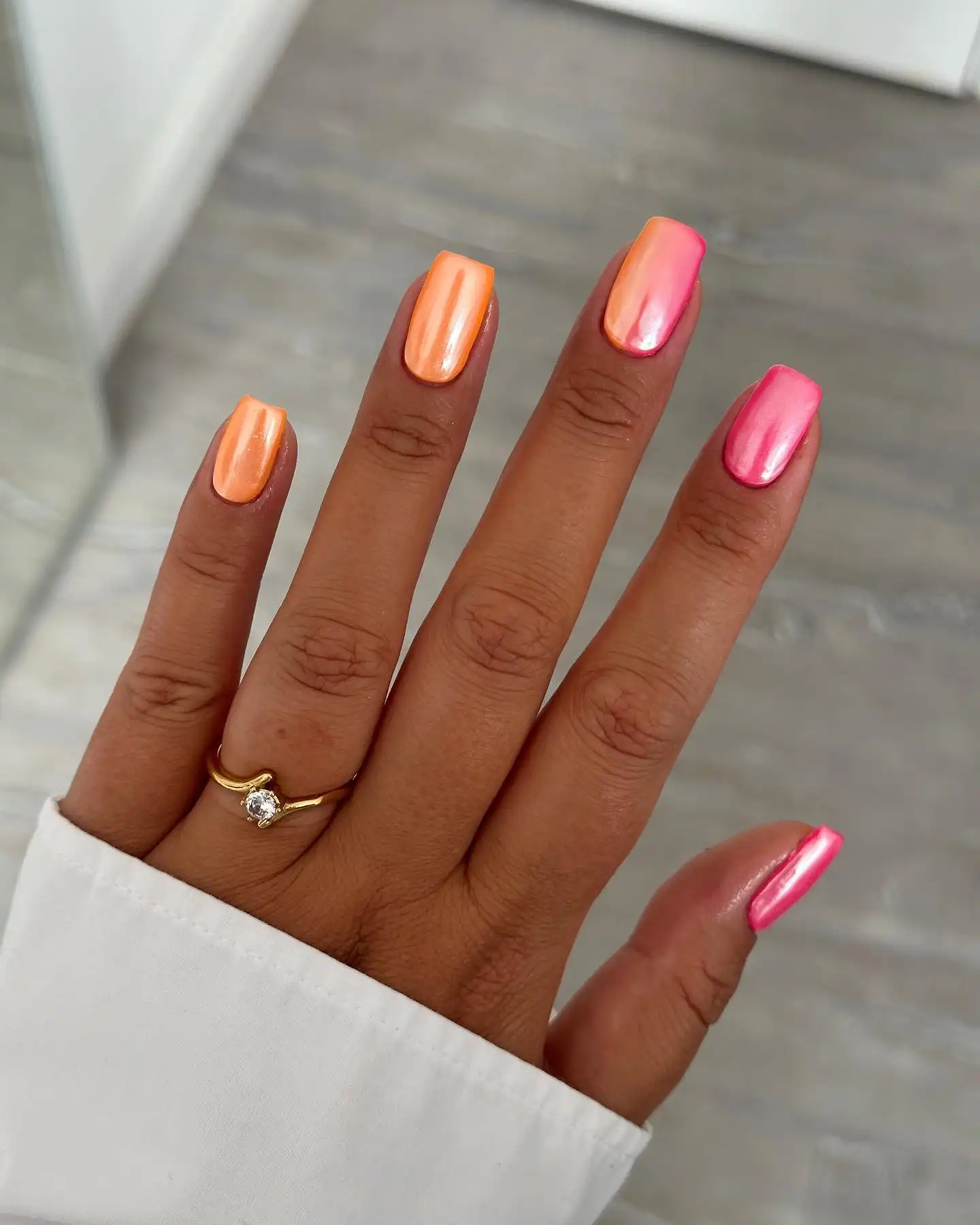 Mermaid Pearl Chrome Nails